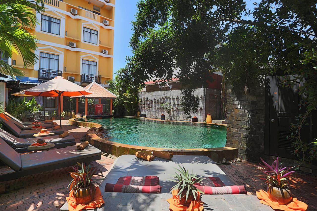 Central Privilege Hotel Σιέμ Ρέαπ Εξωτερικό φωτογραφία